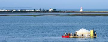 Bay of Chaleur 호텔