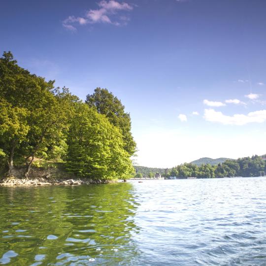 Sport acquatici ed escursionismo sul lago Edersee