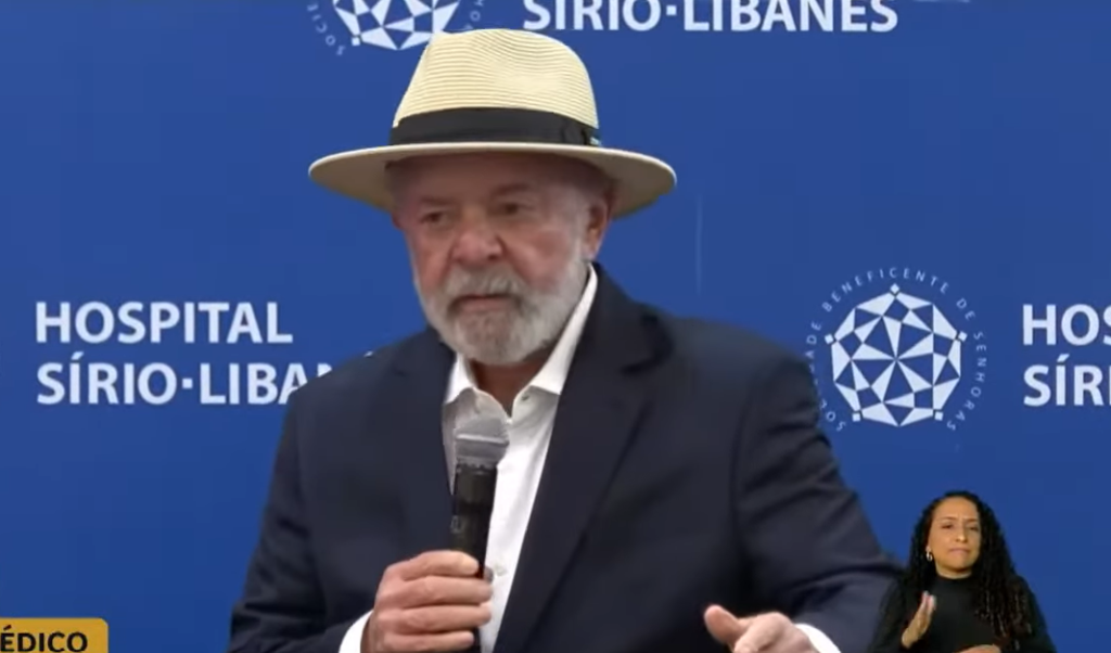 Regulamentação da reforma tributária é passo fundamental para o desenvolvimento econômico, diz Lula