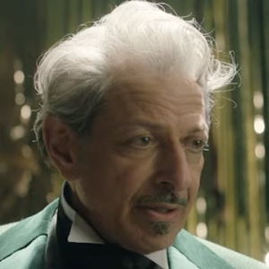 Video: Jeff Goldblum is the Iconic Wizard of Oz in New WICKED Promo Photo