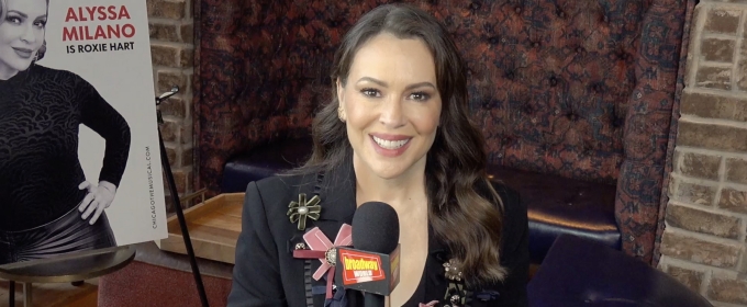 Video: Alyssa Milano Is CHICAGO's New Roxie