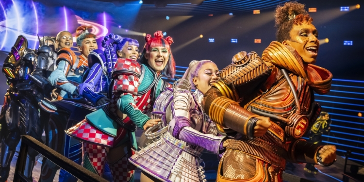 Photos: Get a First Look at STARLIGHT EXPRESS at Troubadour Wembley Park Theatre Photo