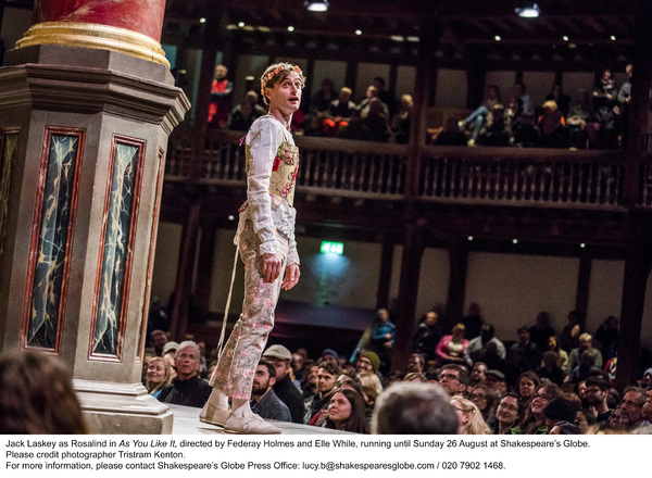 A scene from As You Like It by William Shakespeare @ Shakespeare's Globe. Directed by Photo