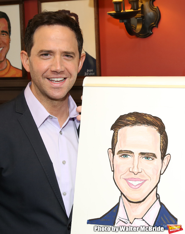 Photo Coverage: TOOTSIE Star Santino Fontana Gets His Very Own Sardi's Portrait  Image