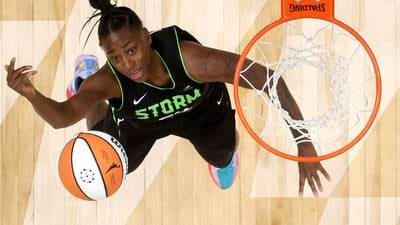 Jewell Loyd hits go-ahead 3 as Storm beat Dream 85-81