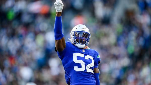 Seahawks trade LB Darrell Taylor to the Bears for a 2025 6th-round draft pick