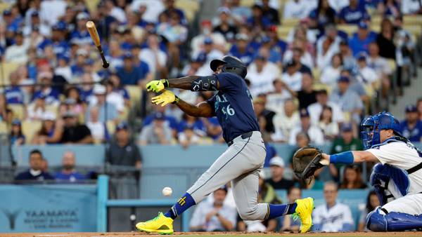 Pinch-hitter Jason Heyward delivers 3-run homer in 8th as Dodgers rally to beat Mariners 6-3