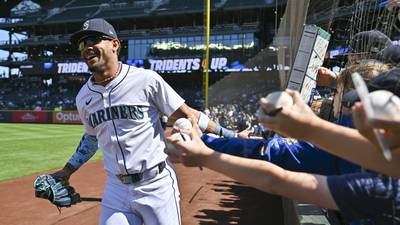 Homers by Robles, Rodríguez and Arozarena lead Castillo and Mariners past Rays 6-2