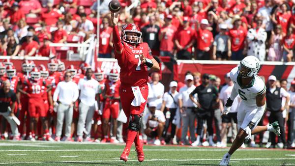 Utah QB Cameron Rising goes to locker room with apparent right hand injury