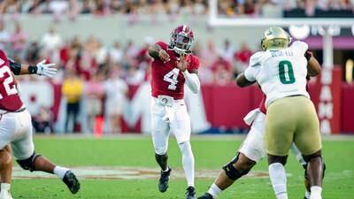 No. 4 Alabama escapes 3rd-quarter scare from South Florida, pulls away for 42–16 win