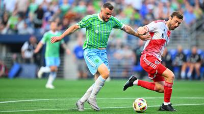 Albert Rusnák and Jordan Morris each score a goal, Sounders beat Revolution 2-0