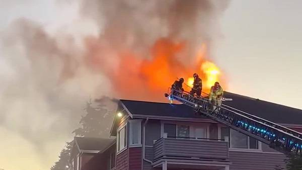 RAW: Puyallup condo fire