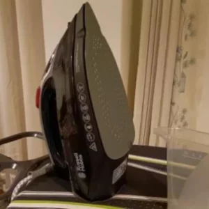 Russell Hobbs 20630 Powersteam Ultra Steam Iron