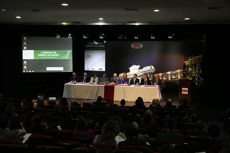 Realizada a I Jornada Nacional da Saúde para debater os problemas inerentes à judicialização da saúde e aprovados 45 enunciados sobre Direito da Saúde.