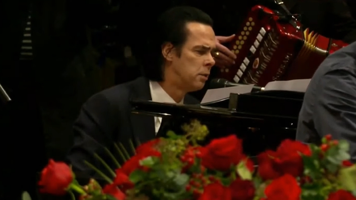 Nick Cave Covers “A Rainy Night in Soho” at Shane MacGowan’s Funeral: Watch