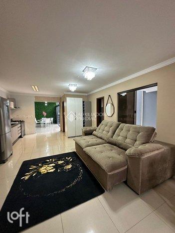 house em 1552, Centro - Balneário Camboriú - SC