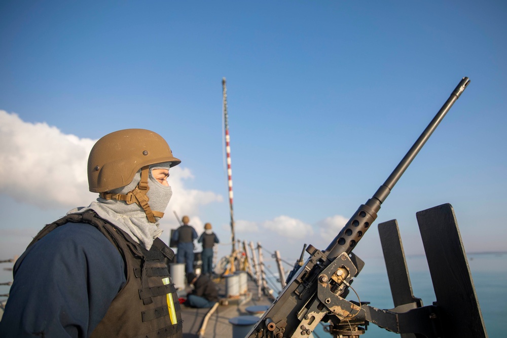 DVIDS - Images - USS Carney Transits the Suez Canal [Image 3 of 3]