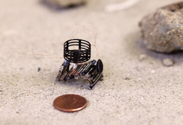 Single-step 3D printing method to create tiny robots