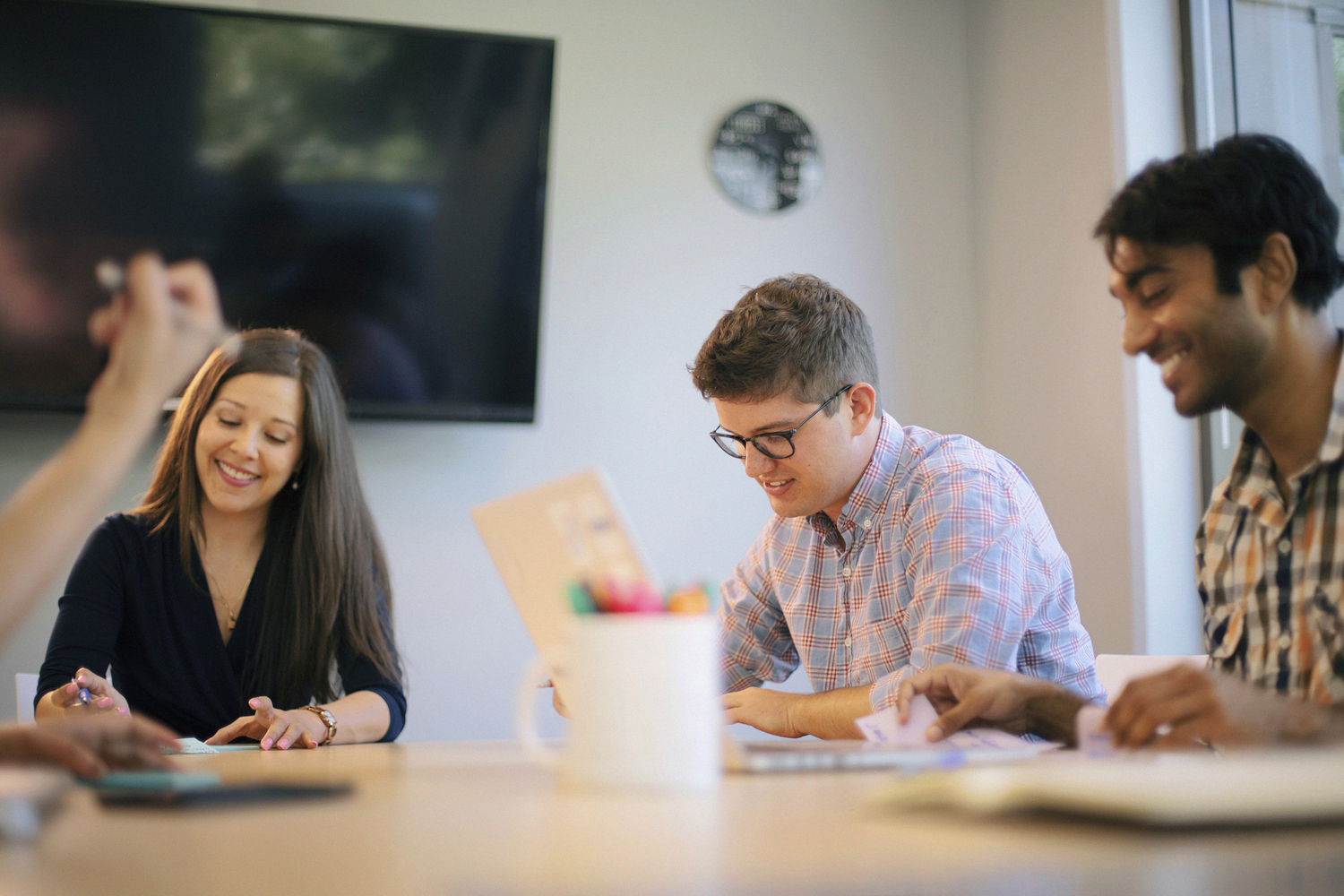 Adult, Female, Person, Woman, Male, Man, Conversation, Glasses, Face, Student