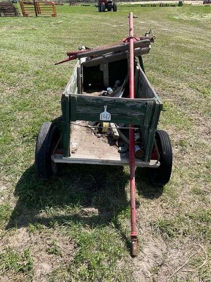 Mini horse wagon