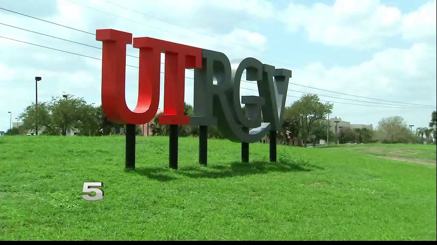 UT System chancellor tours UTRGV campus during pandemic