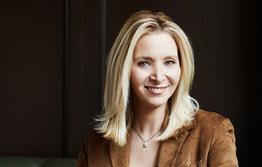 Lisa Kudrow headshot