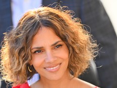 Halle Berry Calls Out “Shady S***” In Hollywood After Director’s Claim She Was Given Fake X-Men Script