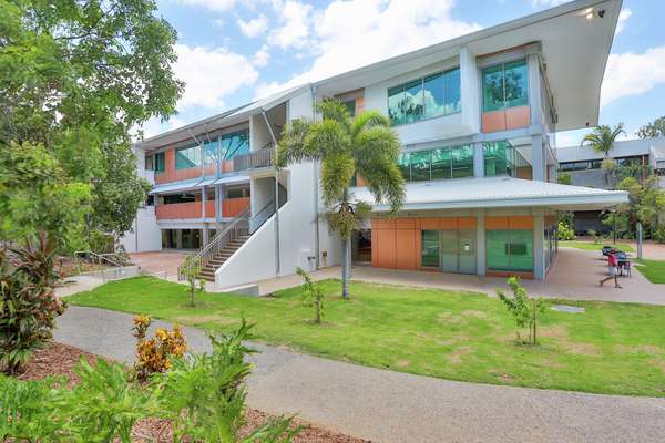 photo of Rockhampton cityscape, point of interest, or CQUniversity campus