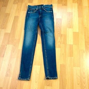 Rag n’ Bone denim jeans rare are find capri