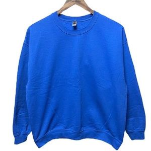 blank blue Gildan long sleeve crewneck casual fall winter outdoor sweatshirt