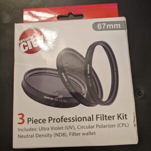 Circut City 67mm 3 Piece Professional Filter Kit