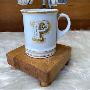 Williams Sonoma White & Gold Monogram P Coffee Mug Ceramic Stoneware