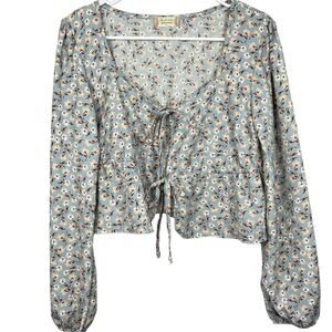 Altar'd State Blue Floral Top M Puff Sleeve Tie Front Crop Scoop Neck