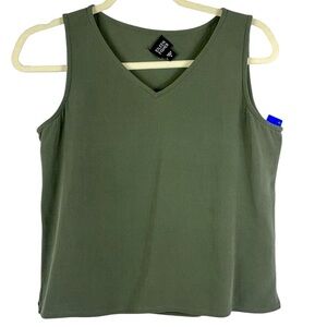 Eileen Fisher sleeveless silk top Sz S Olive Green