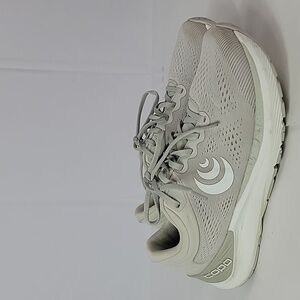 Topo Athletic Ultrafly 4 Womens Running Shoes