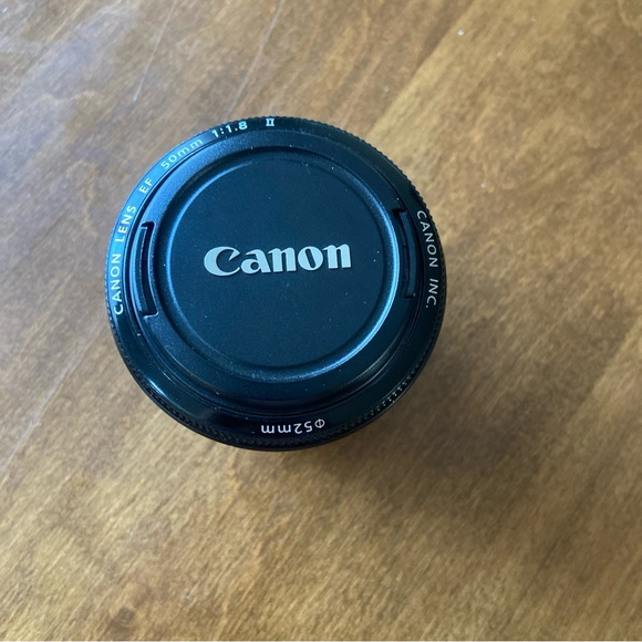 Canon EF 50mm f/1.8 Prime Lens - Picture 1 of 6