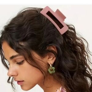 🔥 5 FOR $25 🔥Square Claw Clip Hair Accessories