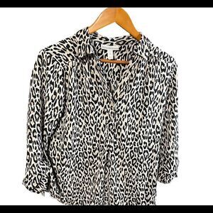 Dana Buchman leopard print long sleeve blouse size small