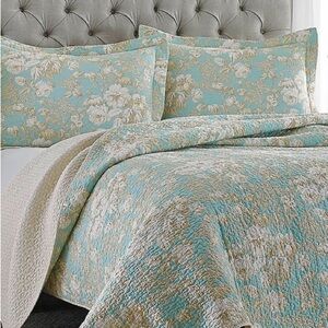 Laura Ashley Brompton Reversible Cotton Quilt Set