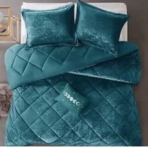 Intelligent Design 3pc Velvet Duvet Set