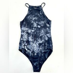 Me to We Blue/White Tie Dye High Neck Spaghetti Strap Body Suit Size Small