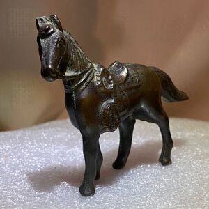 Vtg 1950s MCM  Copper Tone Horse Metal Horse Estate 2" x 2.5" Figure Statue Pony