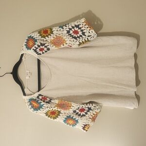 Umgee: crochet linen/cotton top: Size medium