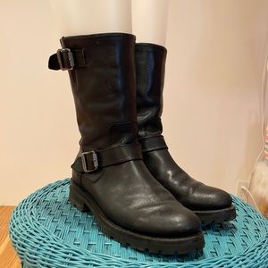 Frye Black Leather Veronica Boots, size 8.5