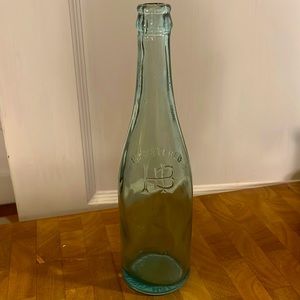 Vintage blue glass bottle/vase‎