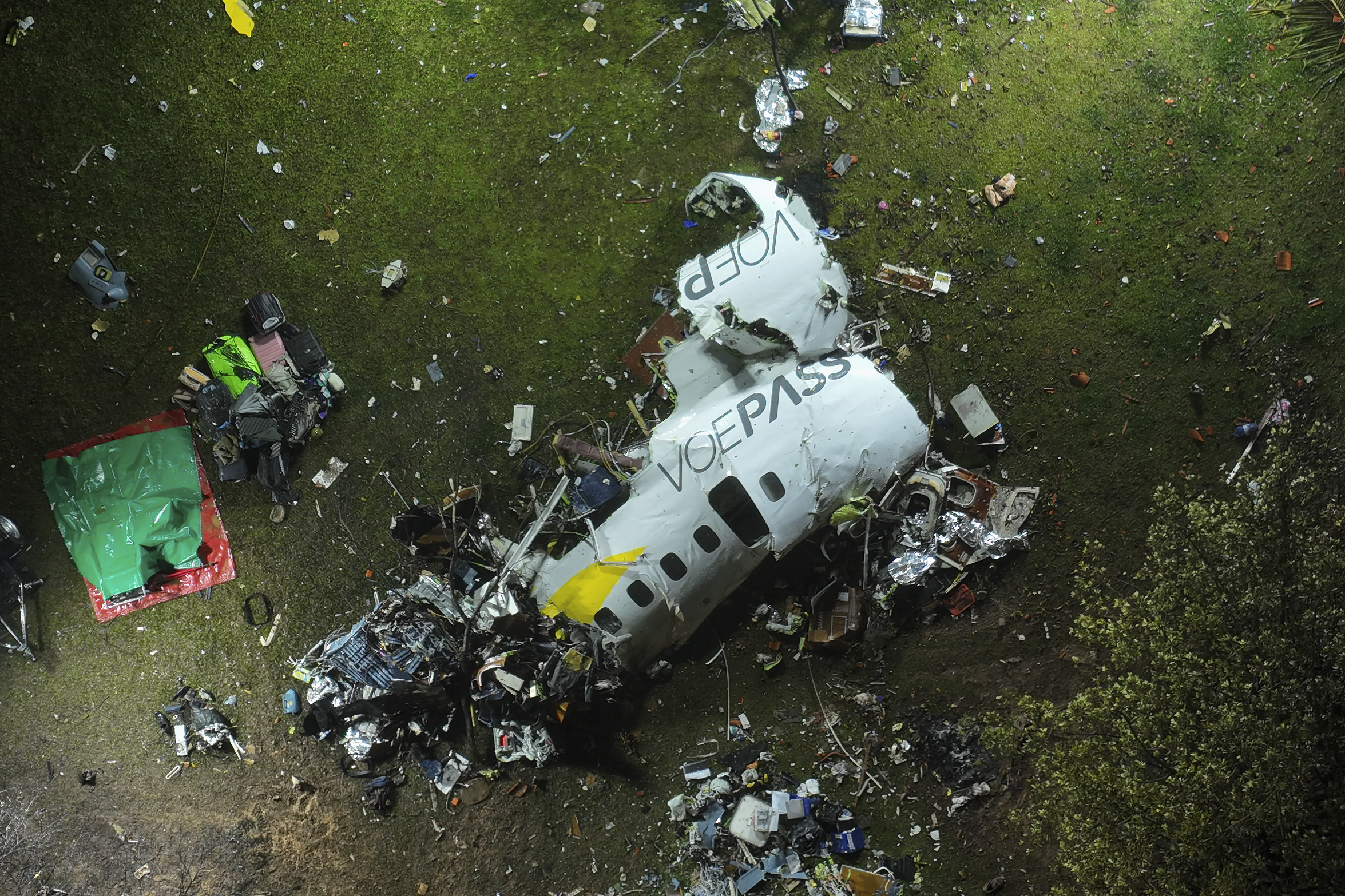 CORRECTS NUMBER OF PEOPLE ON BOARD - The debris at the site where an airplane crashed with 62 people on board, in Vinhedo, Sao Paulo state, Brazil, early on Saturday, Aug. 10, 2024. (AP Photo/Andre Penner)