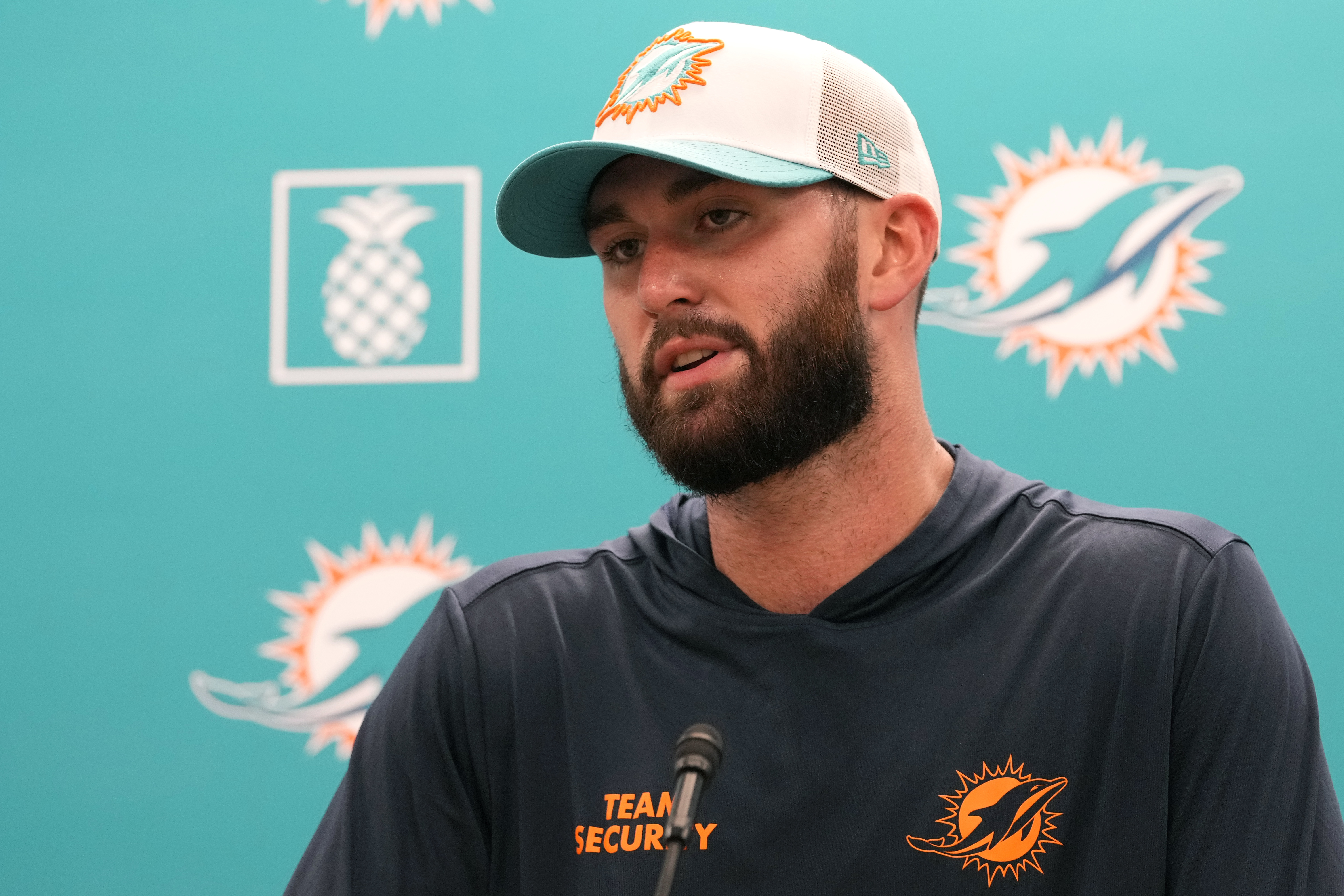 Miami Dolphins quarterback Skylar Thompson speaks during a news conference at the NFL football team's training facility, Wednesday, Sept. 18, 2024, in Miami Gardens, Fla. (AP Photo/Lynne Sladky)