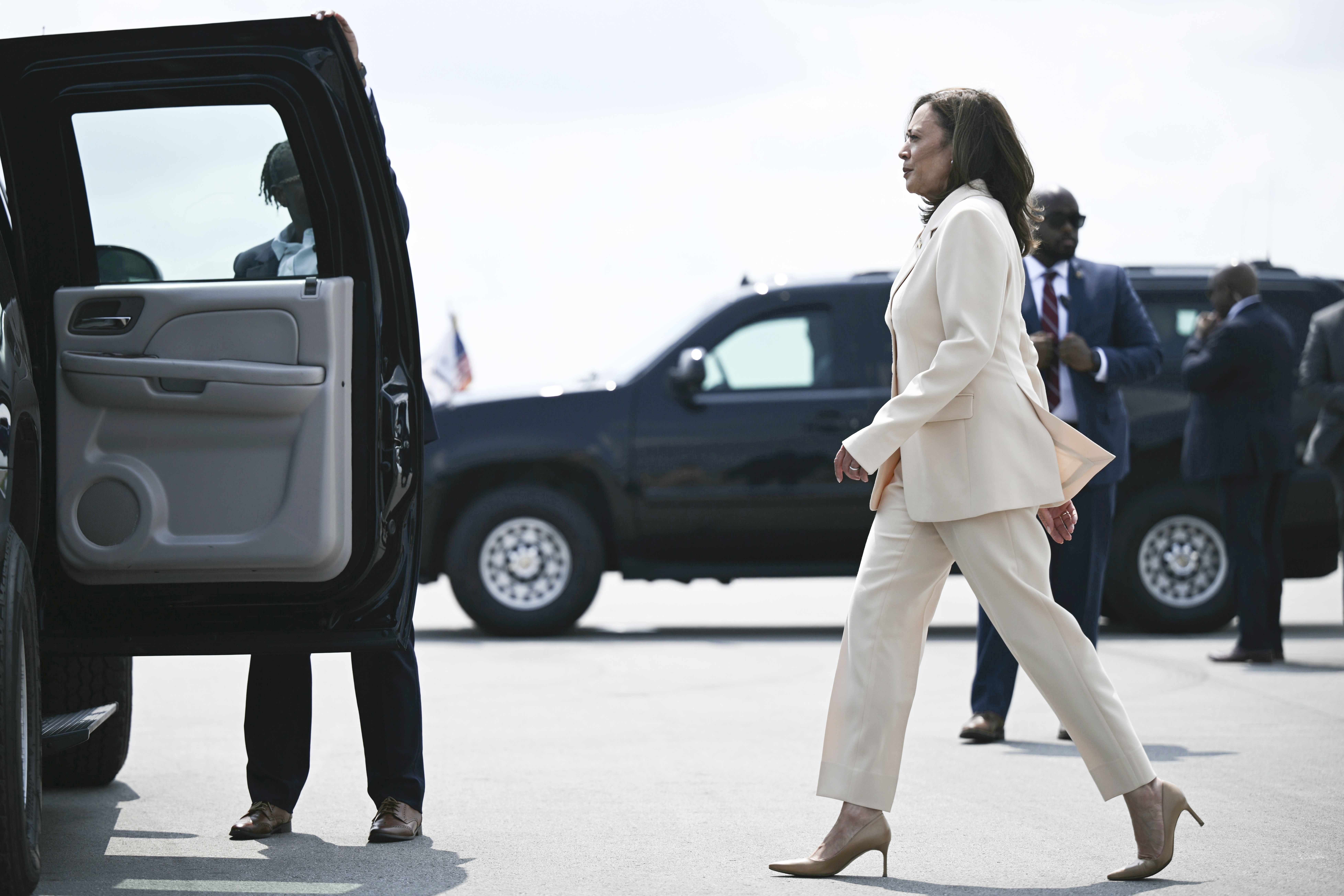 Vice President Kamala Harris arrives at Indianapolis International Airport, Wednesday, July 24, 2024 in Indianapolis. Harris is in Indianapolis to give a keynote speech at Zeta Phi Beta Sorority, Inc.'s Grand Boul' event. (Brendan Smialowski/Pool via AP)