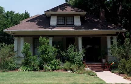 Another Craftsman-style home, found on Swiss Avenue in Peak’s Suburban Addition.