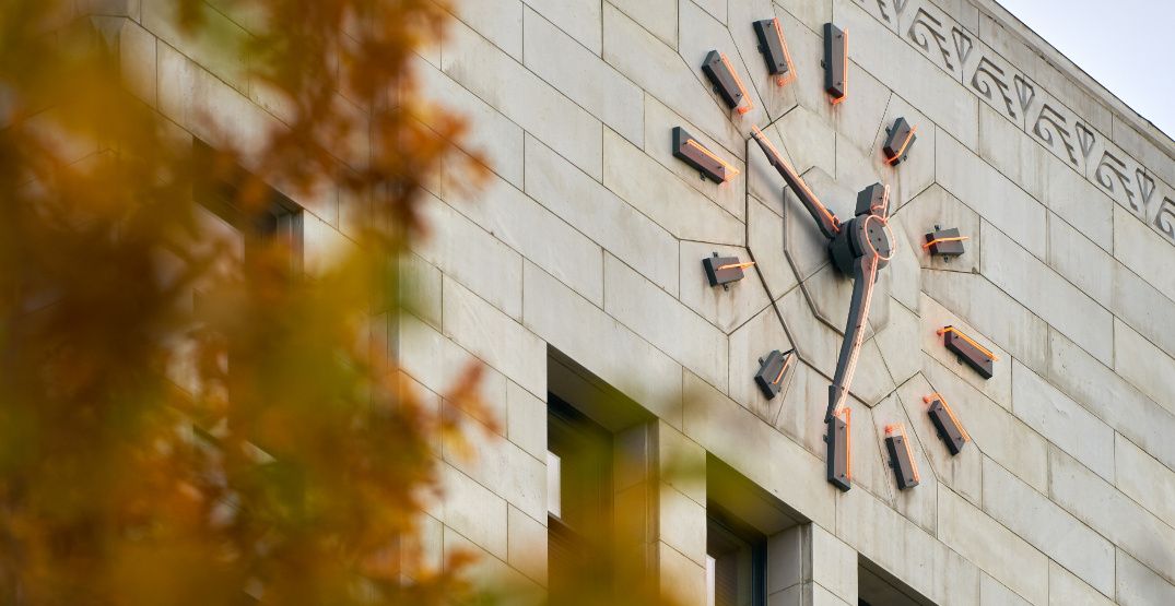 The City Hall clock (Max Lindenthaler/Shutterstock) 